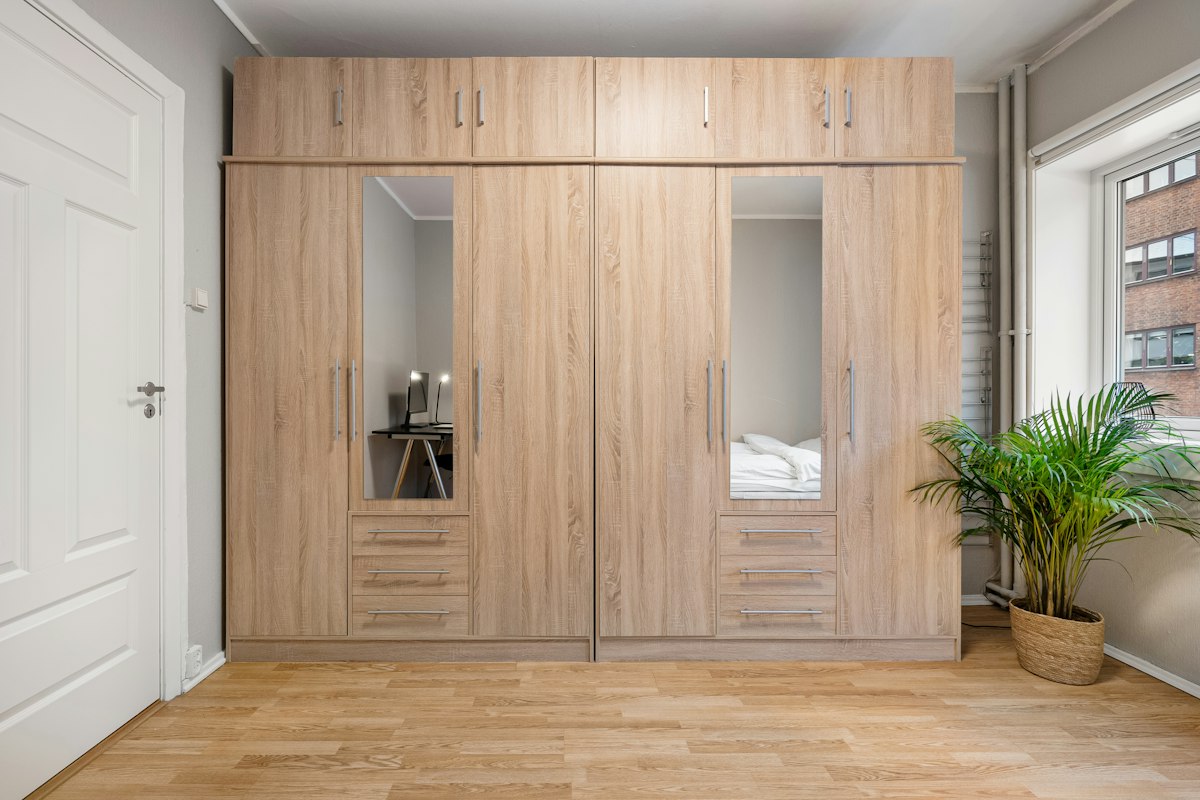 Timber-Effect Wardrobes